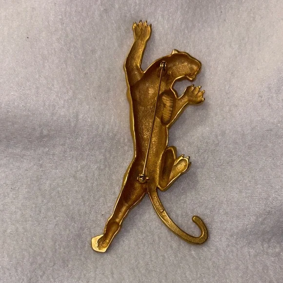 Vintage Gold Panther Brooch - Picture 5 of 5